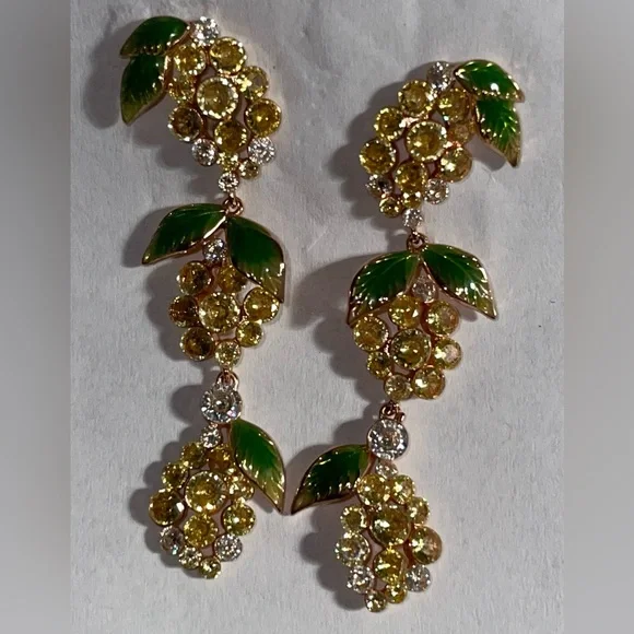 Bomb Party Market Fresh Grapes Dangle Earrings - Picture 4 of 11